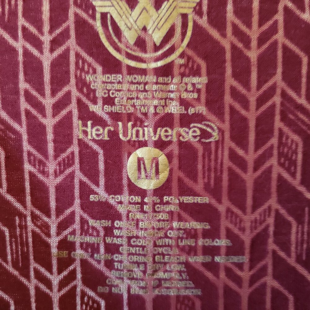 Wonder Woman metallic graphic athletic burn out tank top - Picture 5 of 9